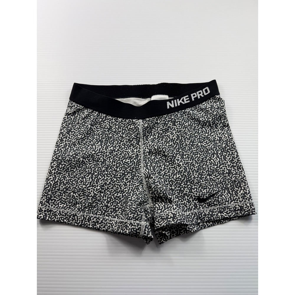 Nike Pro Women Leopard Print Compression Shorts Black White Size L 3in Inseam